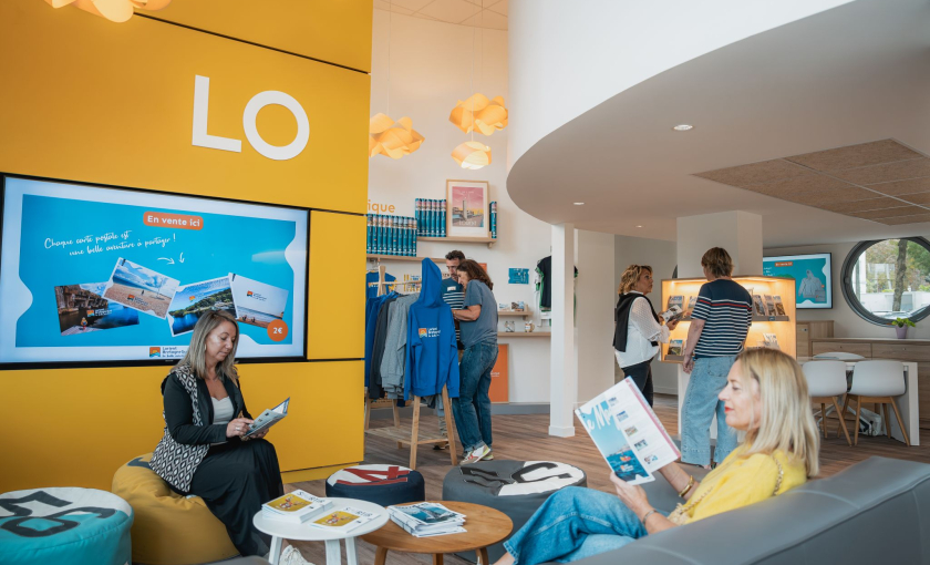 Office de tourisme de Lorient, quai de Rohan (Morbihan)