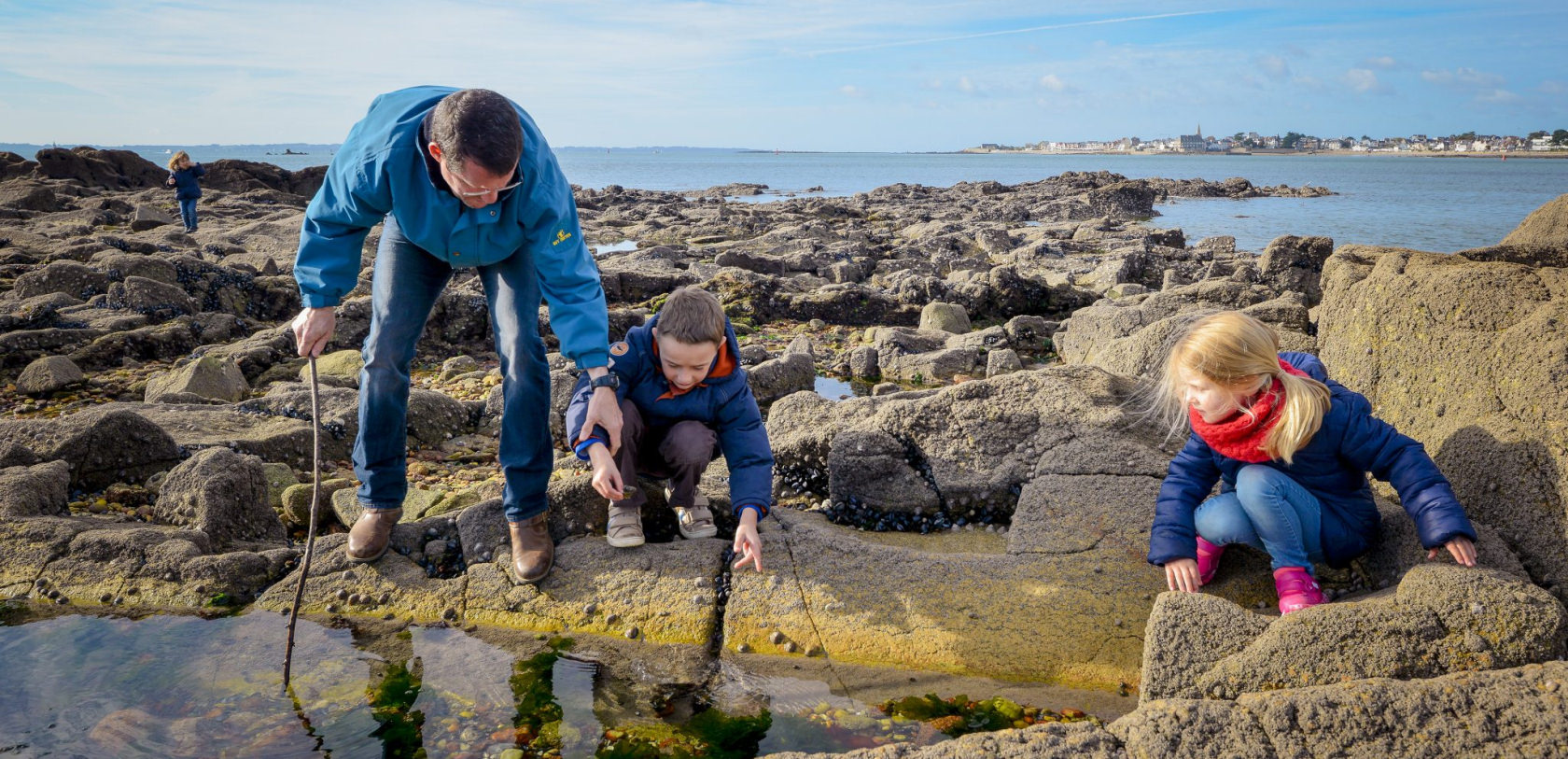 Pêche à pied avec les enfants à Port-Louis (Morbihan) - ©Emmanuel Lemée - LBST Pêche à pied avec les enfants à Port-Louis (Morbihan)