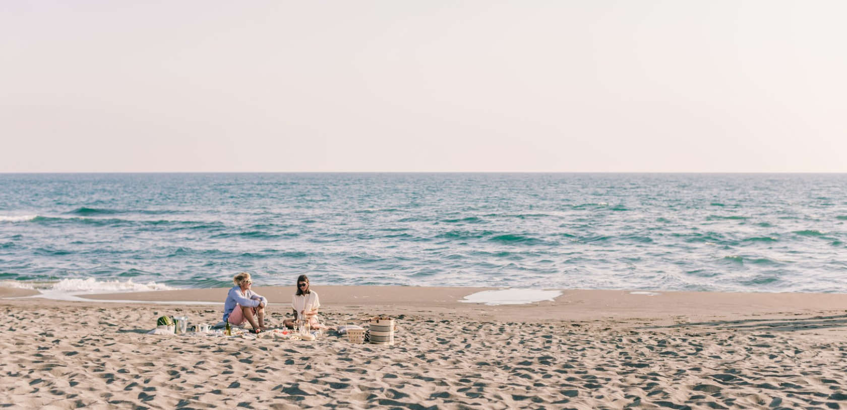 © Shutterstock. Pique-nique sur la plage. Pique-nique sur la plage