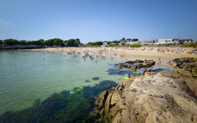 La plage du Perello à Plœmeur.