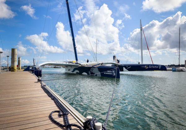 Ponton de la base de Lorient