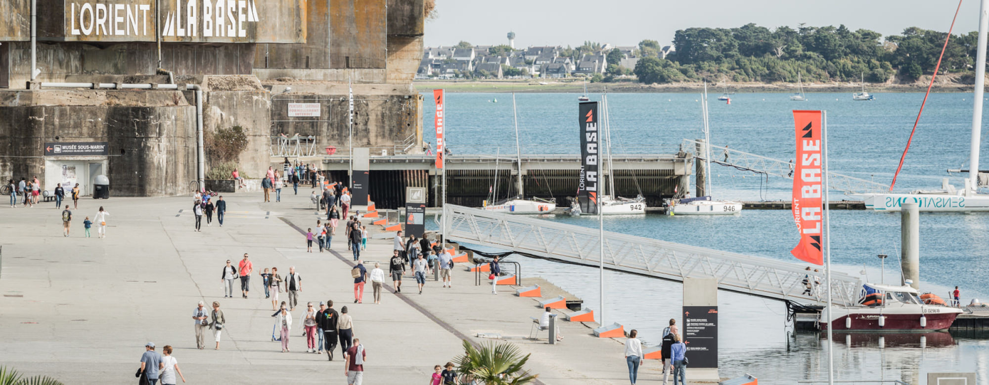 Lorient La base, le quai du pôle course au large.