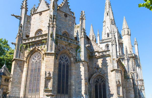 La Basilique Notre-Dame-Du-Paradis d'Hennebont