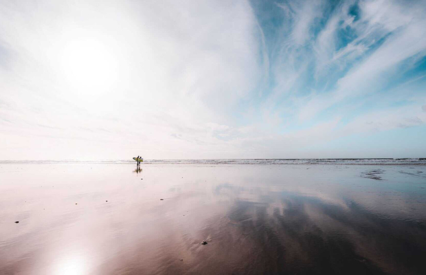 Surf sur la Grande Plage de Gâvres (Morbihan)