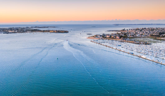 Entrée de la Rade de Lorient, vue sur Port-Louis et Larmor-Plage