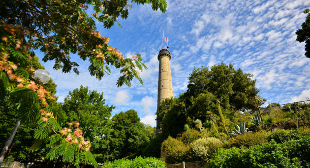 Tour de la Découverte dans l'Enclos du Port à Lorient (Morbihan)