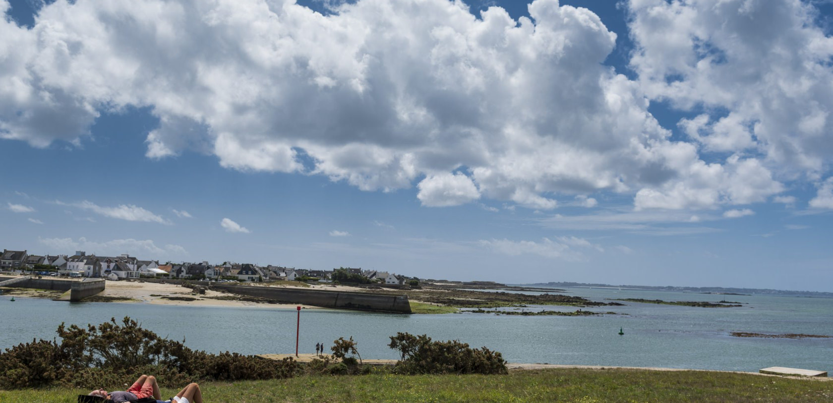 © Xavier DUBOIS. Entrée de la Petite Mer de Gâvres, côté Port-Louis. Entrée de la Petite Mer de Gâvres, côté Port-Louis