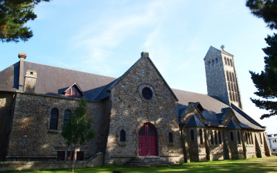 Lorient, église de Sainte-Thérèse dans le quartier de Keryado.