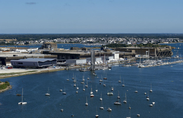 Lorient vue du ciel, site de la Base de sous-marins et de la Cité de la Voile Eric Tabarly