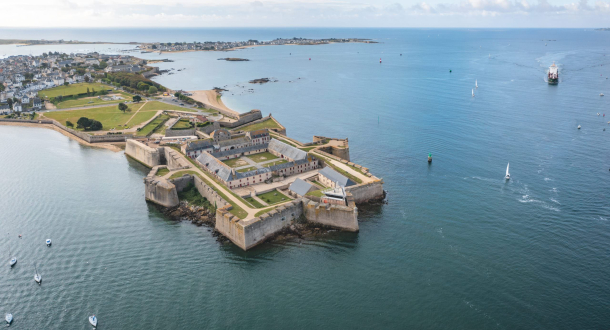 Vue aérienne de la citadelle de Port-Louis - ©Thibault Poriel - LBST